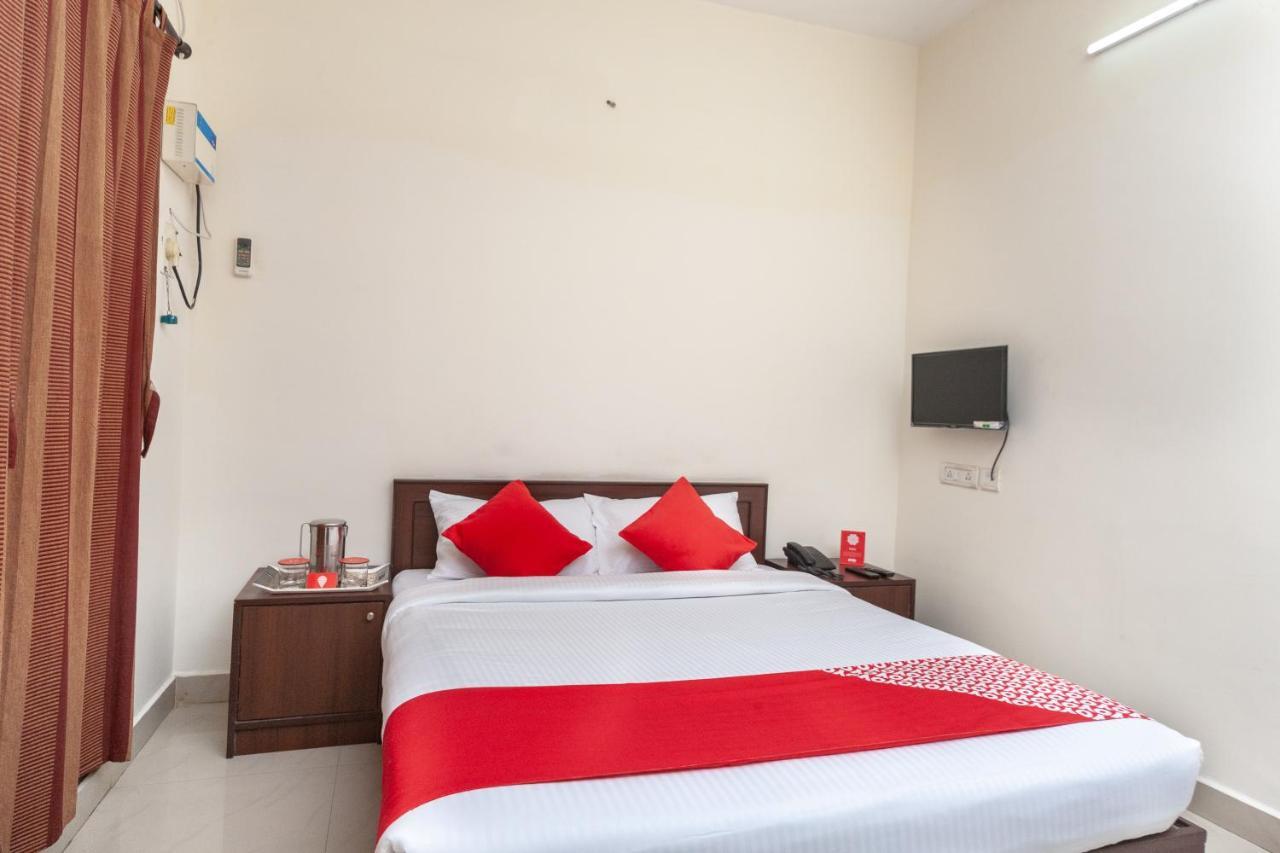 Oyo 22019 Skye Service Apartments Ченнаї Екстер'єр фото